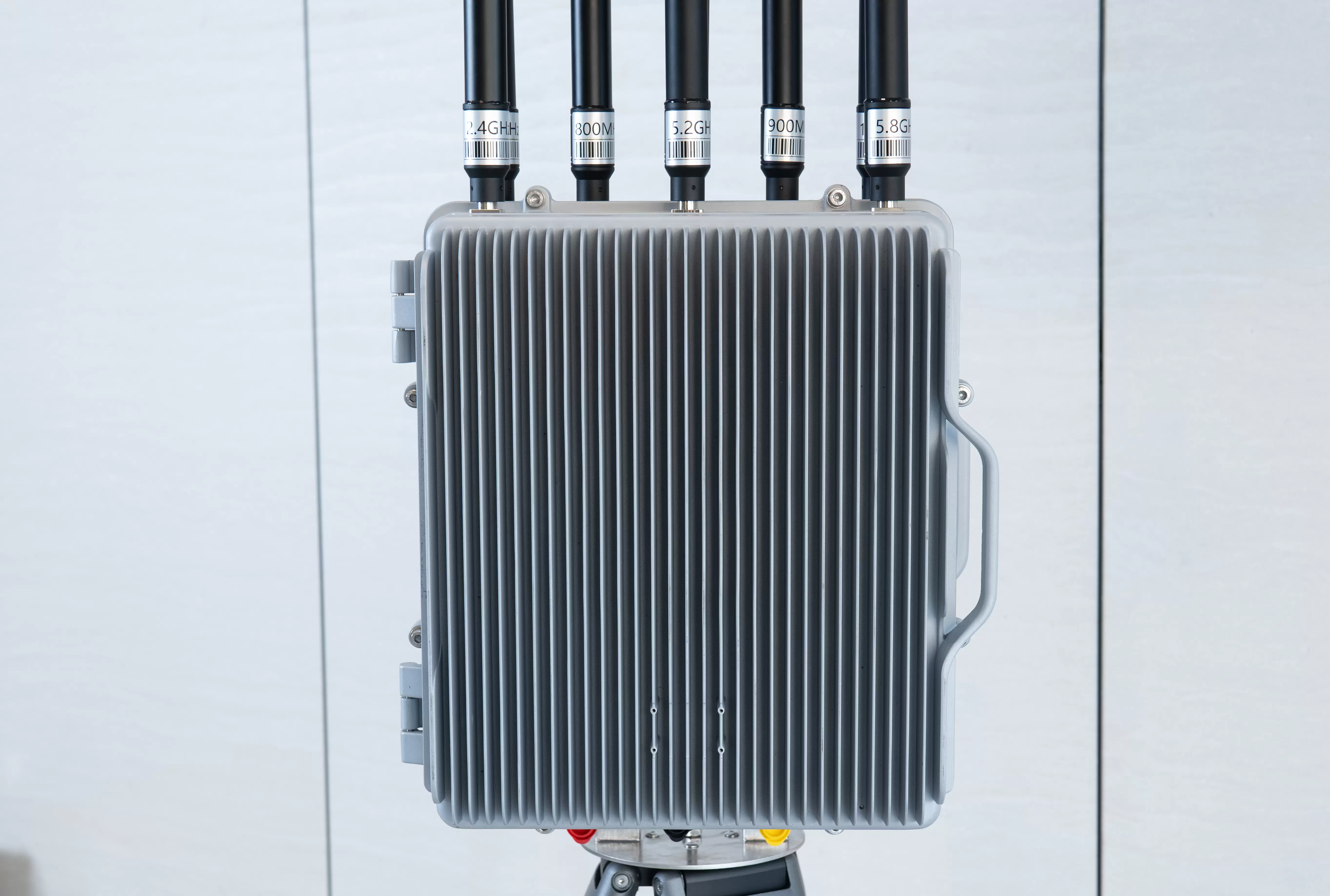 DR200-AB(c) Peralatan Terintegrasi Deteksi Drone, Jamming, dan Spoofing Tetap